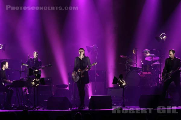 SOPHIE HUNGER - 2015-12-07 - PARIS - Le Trianon - Emilie Jeanne-Sophie Welti